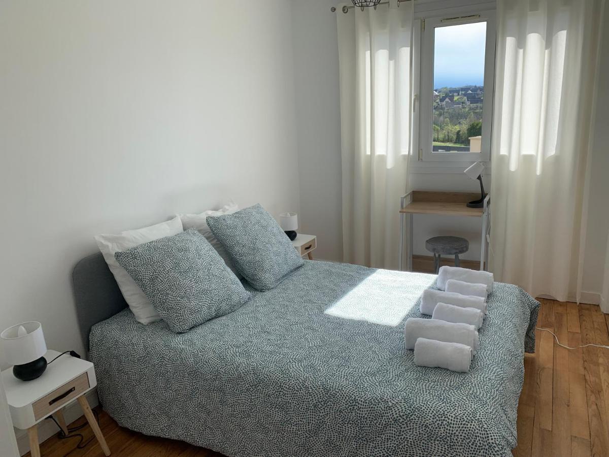 Lacolline-Ponthebert,Com - Appartement Entier Renove -Grand Parking Gratuit, Tout Equipe, Confortable, Netflix Et Amazon Prime Gratuits Et Illimites, Matelas Emma, Lave Linge, Vue Sur La Vallee, Rdc المظهر الخارجي الصورة