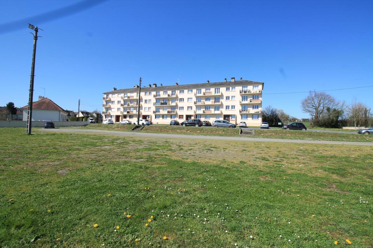 Lacolline-Ponthebert,Com - Appartement Entier Renove -Grand Parking Gratuit, Tout Equipe, Confortable, Netflix Et Amazon Prime Gratuits Et Illimites, Matelas Emma, Lave Linge, Vue Sur La Vallee, Rdc المظهر الخارجي الصورة