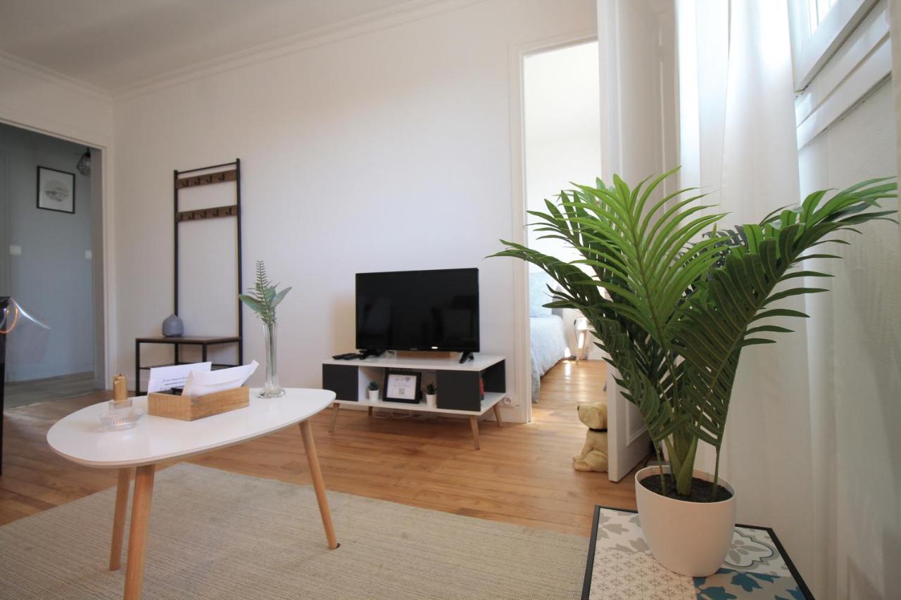 Lacolline-Ponthebert,Com - Appartement Entier Renove -Grand Parking Gratuit, Tout Equipe, Confortable, Netflix Et Amazon Prime Gratuits Et Illimites, Matelas Emma, Lave Linge, Vue Sur La Vallee, Rdc المظهر الخارجي الصورة
