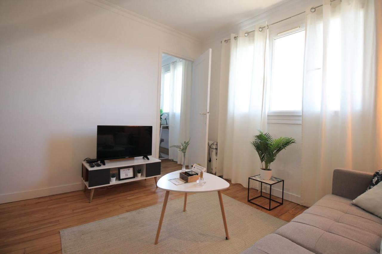 Lacolline-Ponthebert,Com - Appartement Entier Renove -Grand Parking Gratuit, Tout Equipe, Confortable, Netflix Et Amazon Prime Gratuits Et Illimites, Matelas Emma, Lave Linge, Vue Sur La Vallee, Rdc المظهر الخارجي الصورة