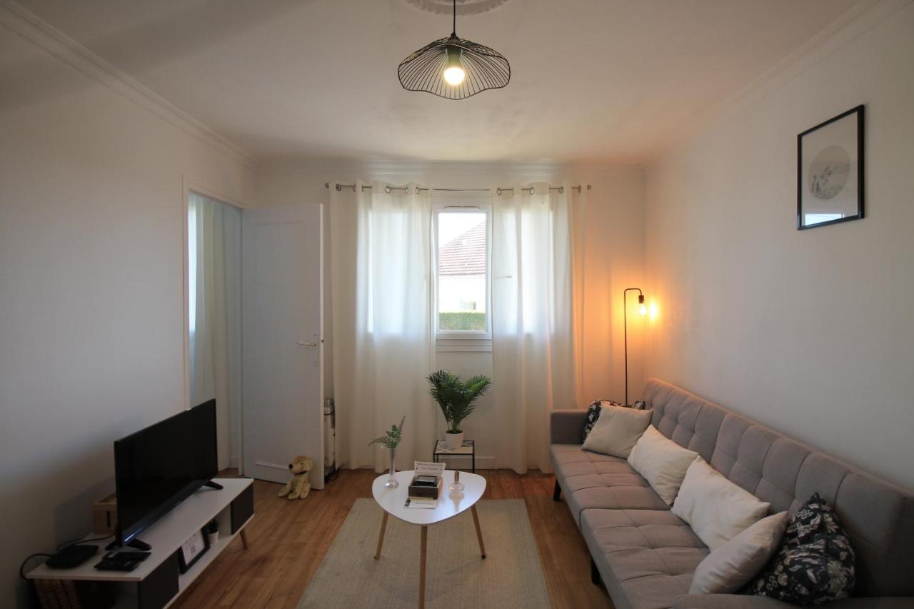 Lacolline-Ponthebert,Com - Appartement Entier Renove -Grand Parking Gratuit, Tout Equipe, Confortable, Netflix Et Amazon Prime Gratuits Et Illimites, Matelas Emma, Lave Linge, Vue Sur La Vallee, Rdc المظهر الخارجي الصورة