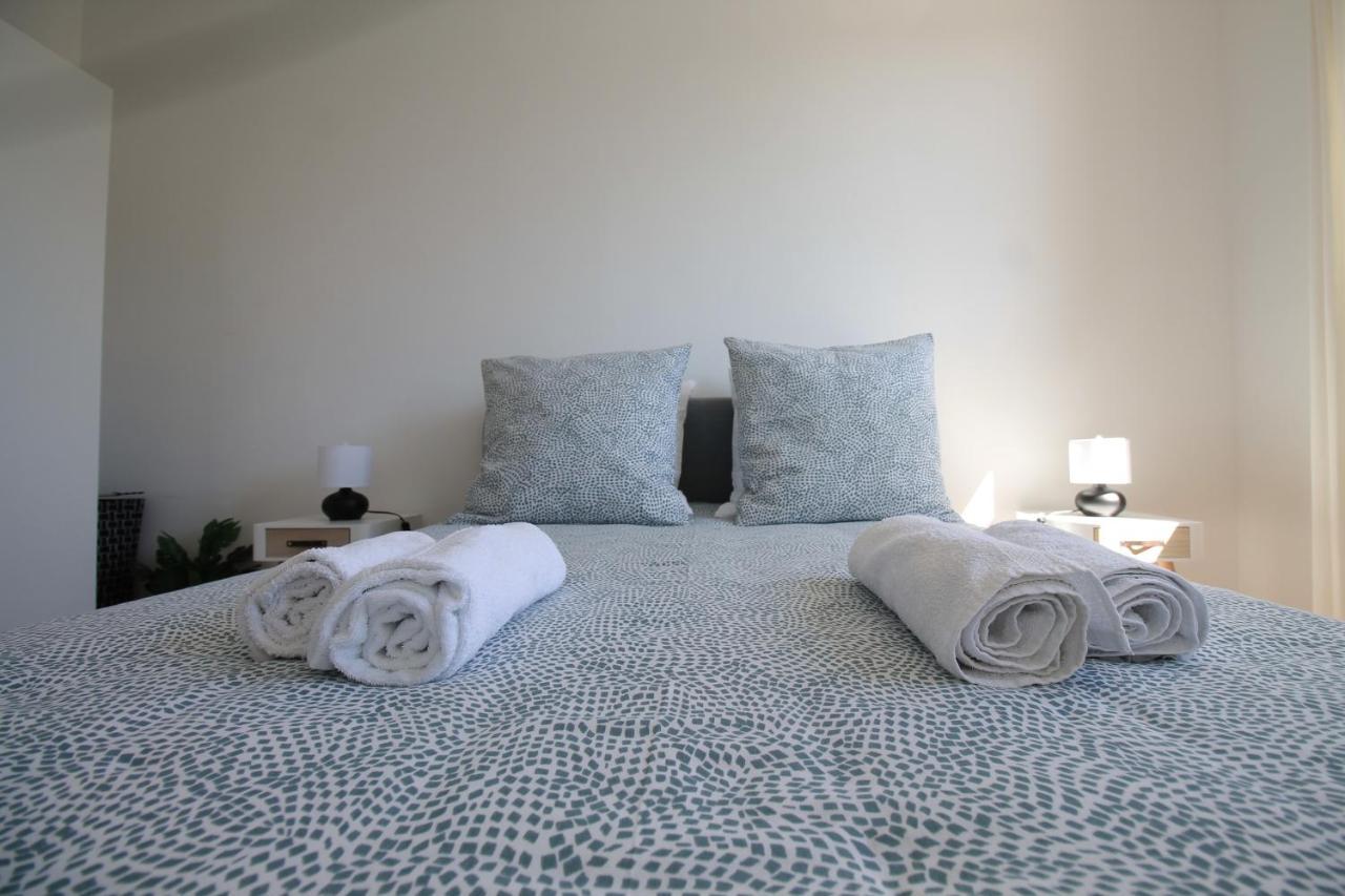 Lacolline-Ponthebert,Com - Appartement Entier Renove -Grand Parking Gratuit, Tout Equipe, Confortable, Netflix Et Amazon Prime Gratuits Et Illimites, Matelas Emma, Lave Linge, Vue Sur La Vallee, Rdc المظهر الخارجي الصورة